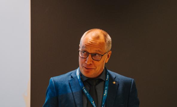 Professor Anatoli Bourmistrov ved Nord universitet presenterer forskernes ferskeste funn.
