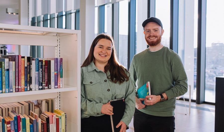 Studenter i Stormen bibliotek