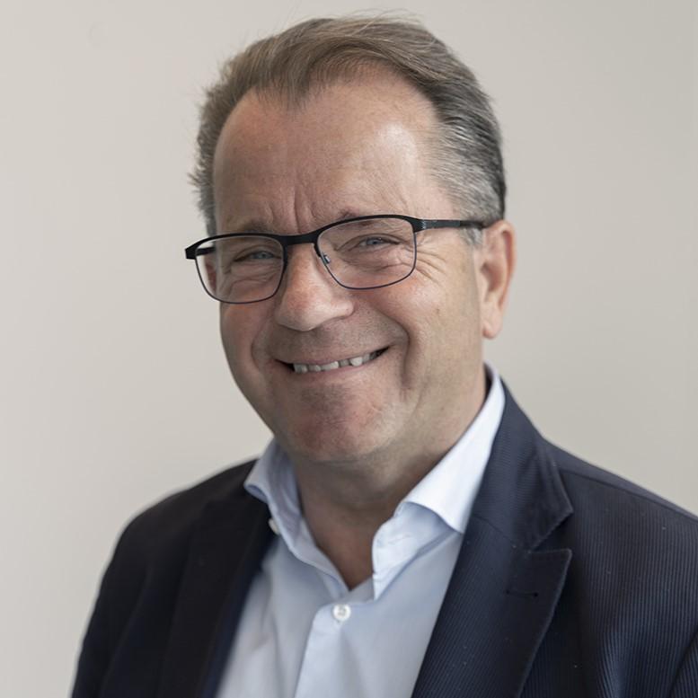 Portrettbilde av mann.