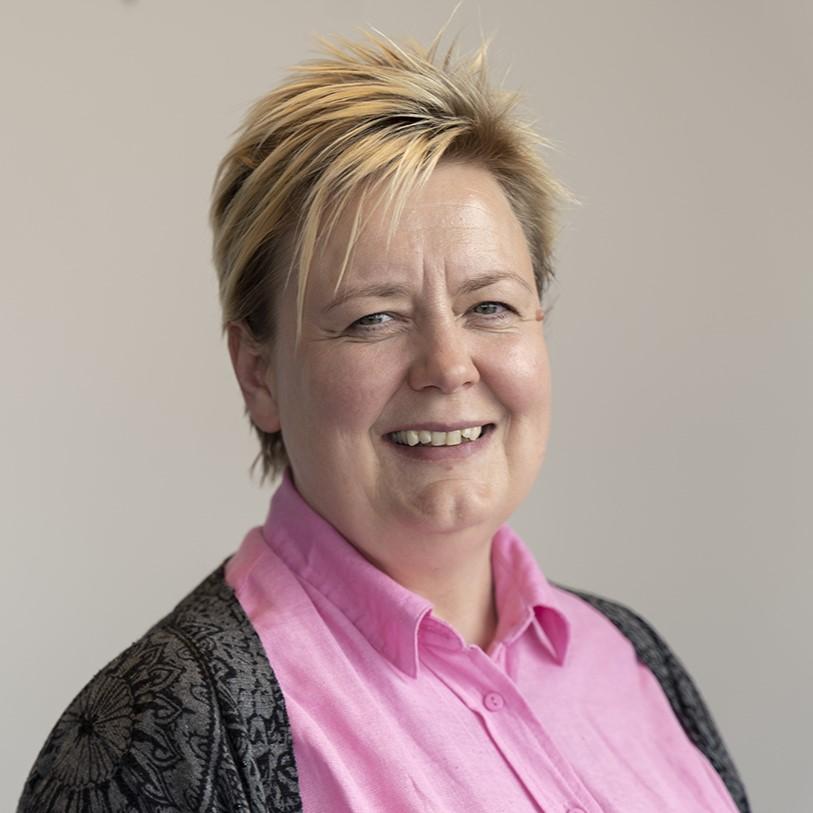 Portrettbilde av dame.